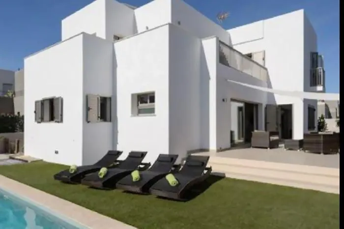 Moderna Casa Con Piscina Privada Villa Santa Eularia des Riu Feriehus