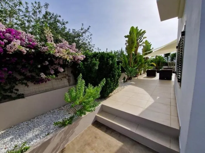Moderna Casa Con Piscina Privada Villa Santa Eularia des Riu 0*,  Spanien
